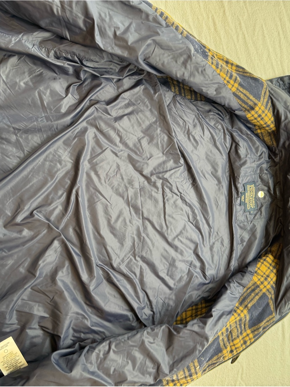 Pendleton Navy Quilted Jacket Interior Label - Picture 7 of 12